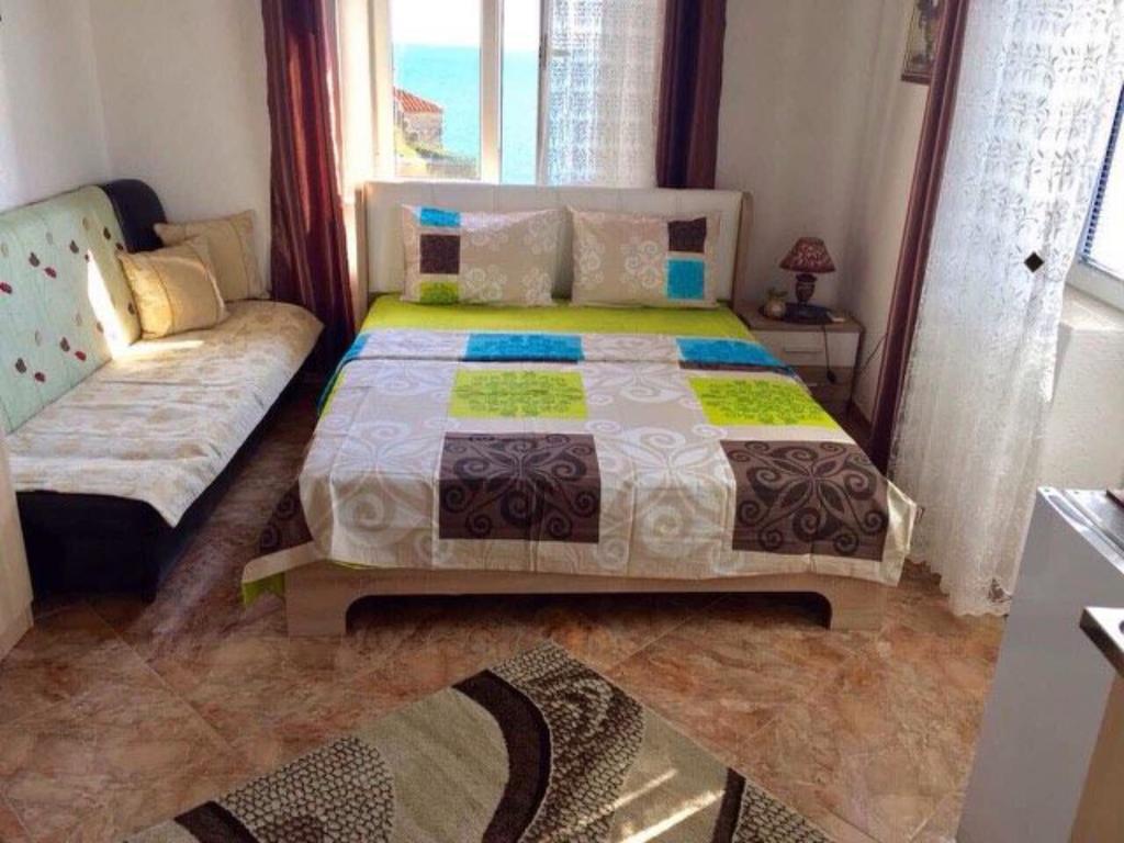 Apartments Zuto Улцинь Екстер'єр фото