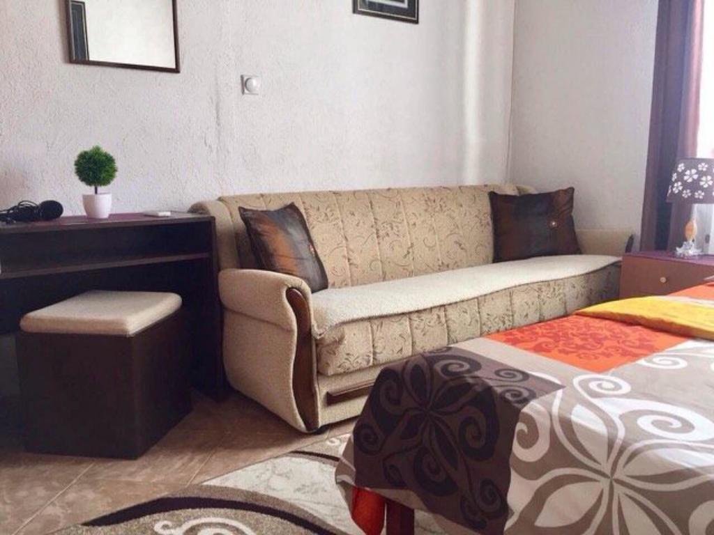 Apartments Zuto Улцинь Екстер'єр фото