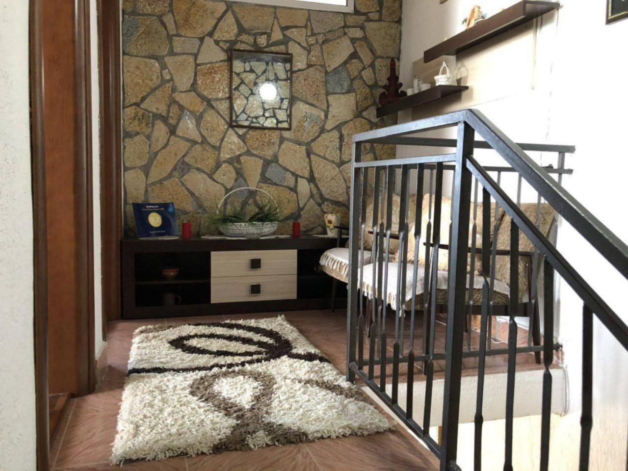 Apartments Zuto Улцинь Екстер'єр фото